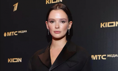 Паулину Андрееву заметили на вечеринке друзей в США: 36-летняя актриса привлекла внимание!