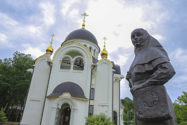 Сестры милосердия в Москве: как стать востребованным специалистом в новой профессии